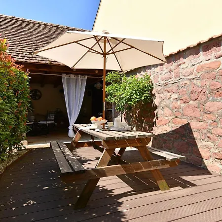 F2 Avec Jardin Privatif, Climatisation, Et Parking - Au Coeur Du Vignoble Alsacien ! - Fr-1-744-1 Holiday home